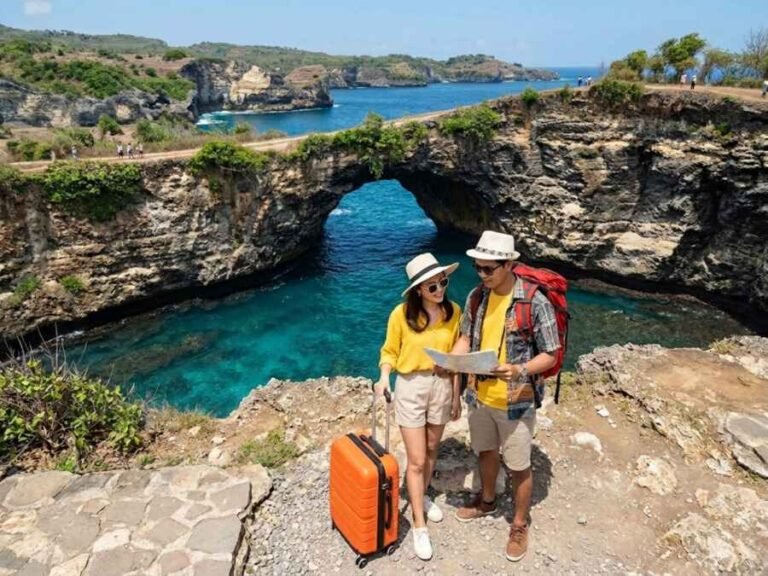 West Nusa Penida Road Trip. Private Car & Driver